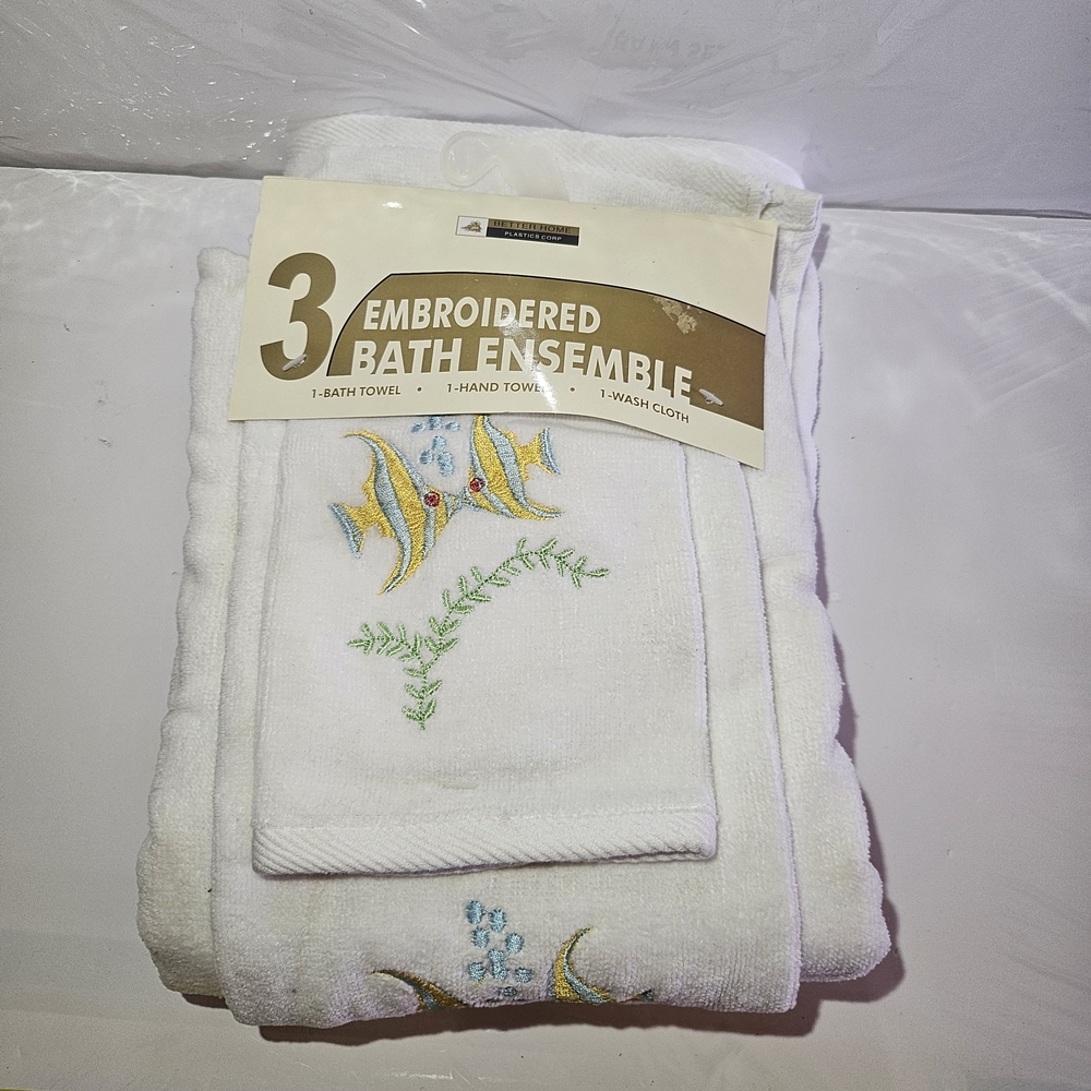 Better Homes Embroidered Bath Towels